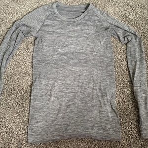 Gray Lululemon swiftly tech